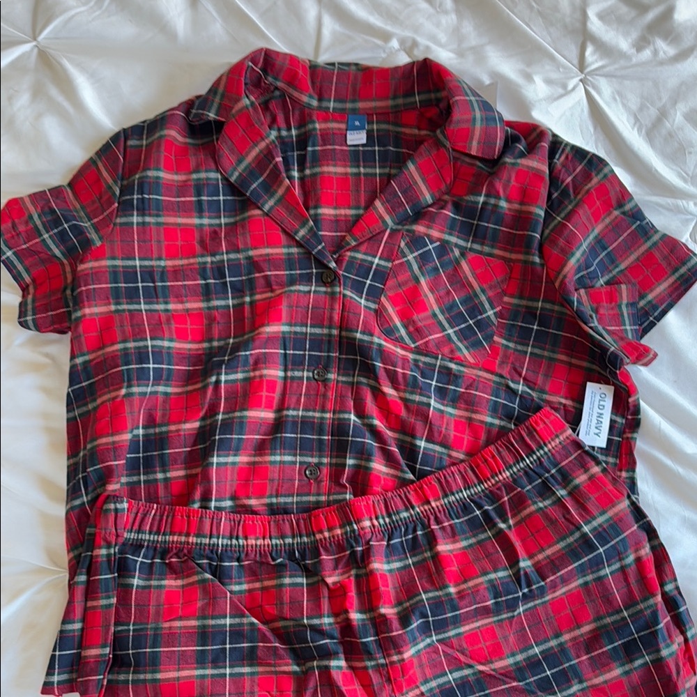 Red Plaid Women’s Pajama Set